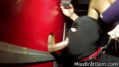 Ruivo mamãe bastante abundante sex video romantico em jovem galo