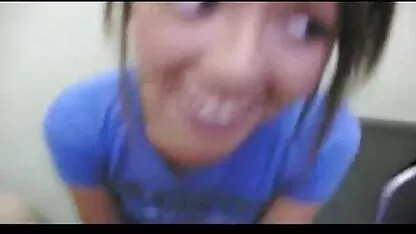 Magro beleza espalha suas pernas por x video romantico Dinheiro