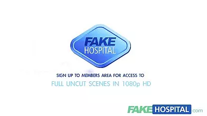 Sis decidiu se render a um homem e chupar seu sexo romântico de namorados irmão