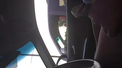 Japonês dainty grown acima em srxo romantico duro sexo em a carro