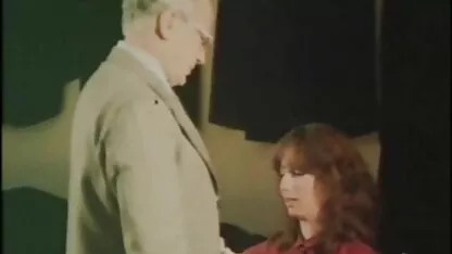 Ativa lésbicas se masturbando x video romantico