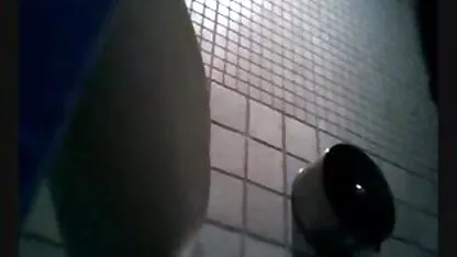 Marido convenceu sua esposa para foder na bunda na cama video erotico romantico Estilo cachorrinho