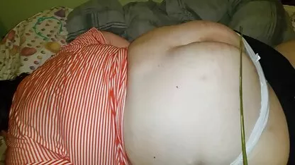 Jovem porno romântico hd assistente recebeu membros do chefe cruzando esta linha